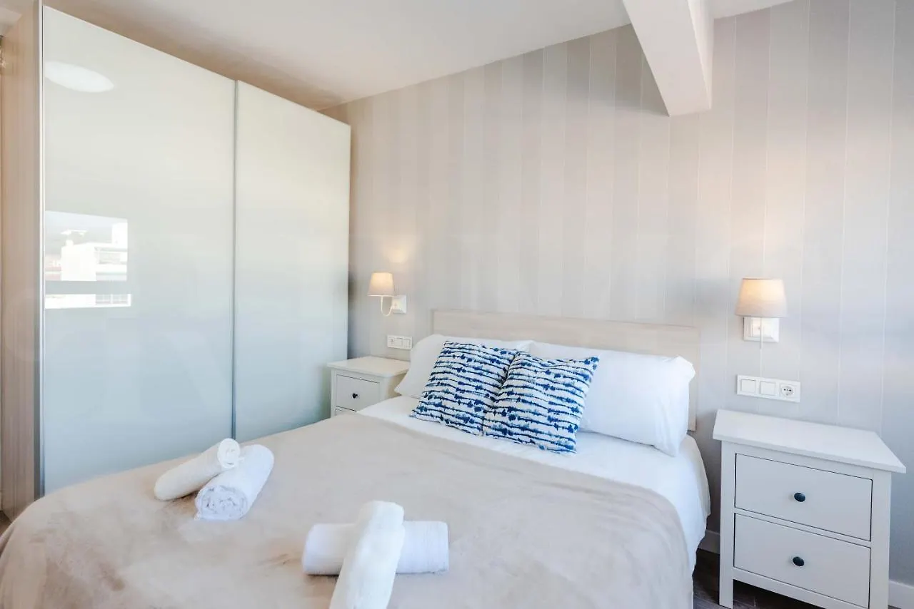 Spacious Apartment With A View - Historic Center By Rems Málaga