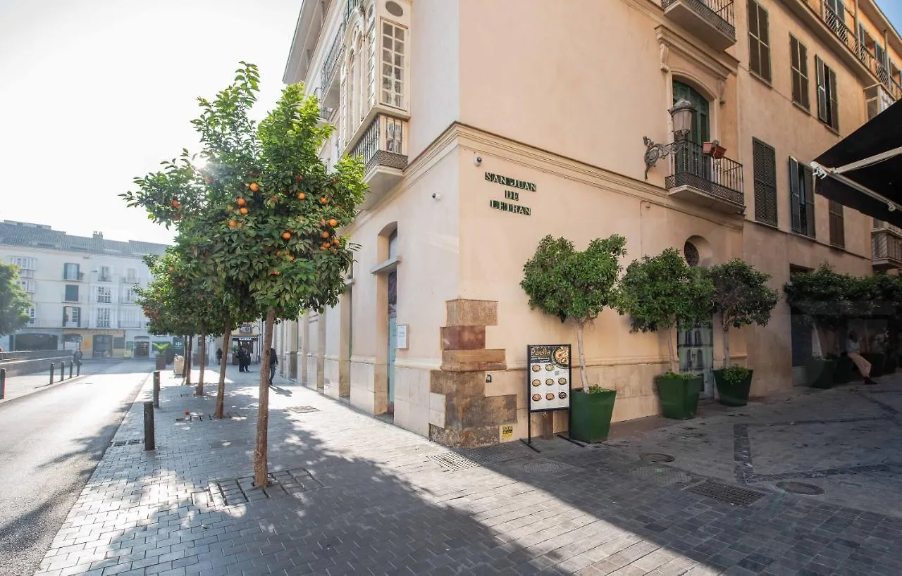 Spacious Apartment With A View - Historic Center By Rems مالقة