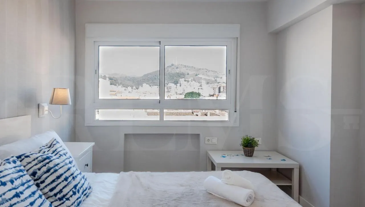 Spacious Apartment With A View - Historic Center By Rems مالقة