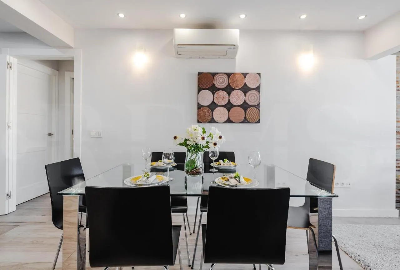 Spacious Apartment With A View - Historic Center By Rems Malaga 0*,